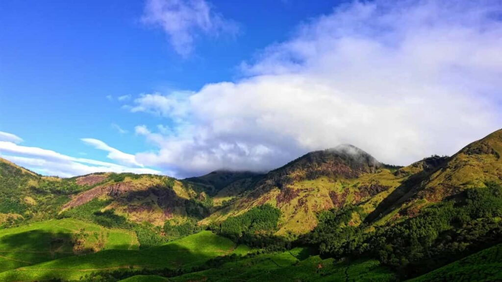 Panduan praktikal untuk creators Malaysia bagai nak capai jenama Sri Lanka di SoundCloud, jalin kolab bundle eksklusif, dan gunakan strategi partnership (contoh: Lazada) untuk skala jualan.