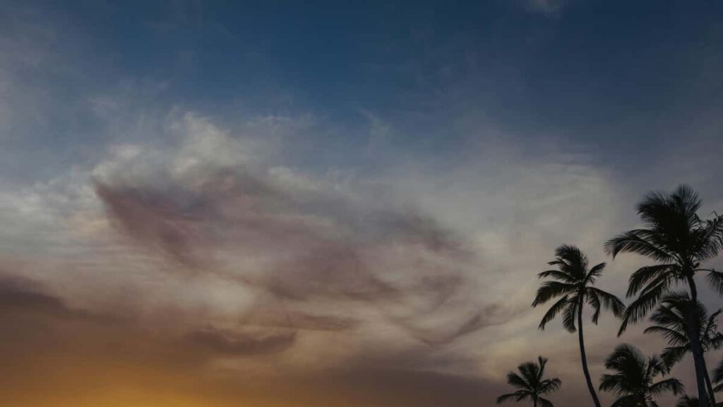 Panduan praktikal untuk creator Malaysia yang nak pitch kandungan fitness berjenama kepada jenama Uzbekistan melalui KakaoTalk strategi komunikasi, budaya, pembayaran dan langkah outreach.