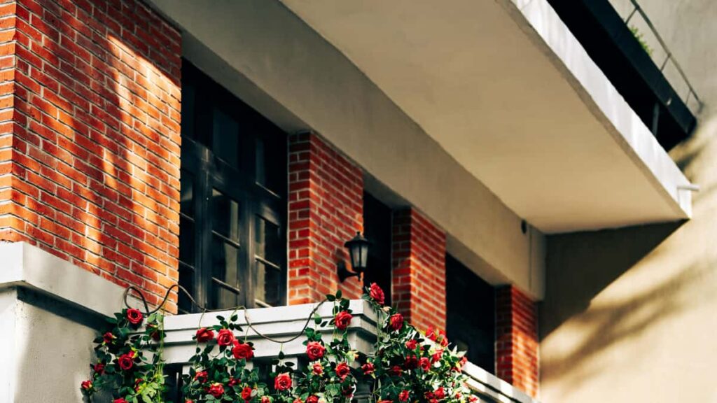 Panduan praktikal untuk creator Malaysia: cara cari, approach dan tutup tawaran tajaan berbayar dengan jenama Ireland melalui Spotify strategi, contoh pakej promosi, dan langkah operasi.