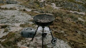 Strategi praktikal untuk pencipta Malaysia nak capai jenama Lithuania di ShareChat, bina kepercayaan dengan penaja, dan skala kerjasama global.